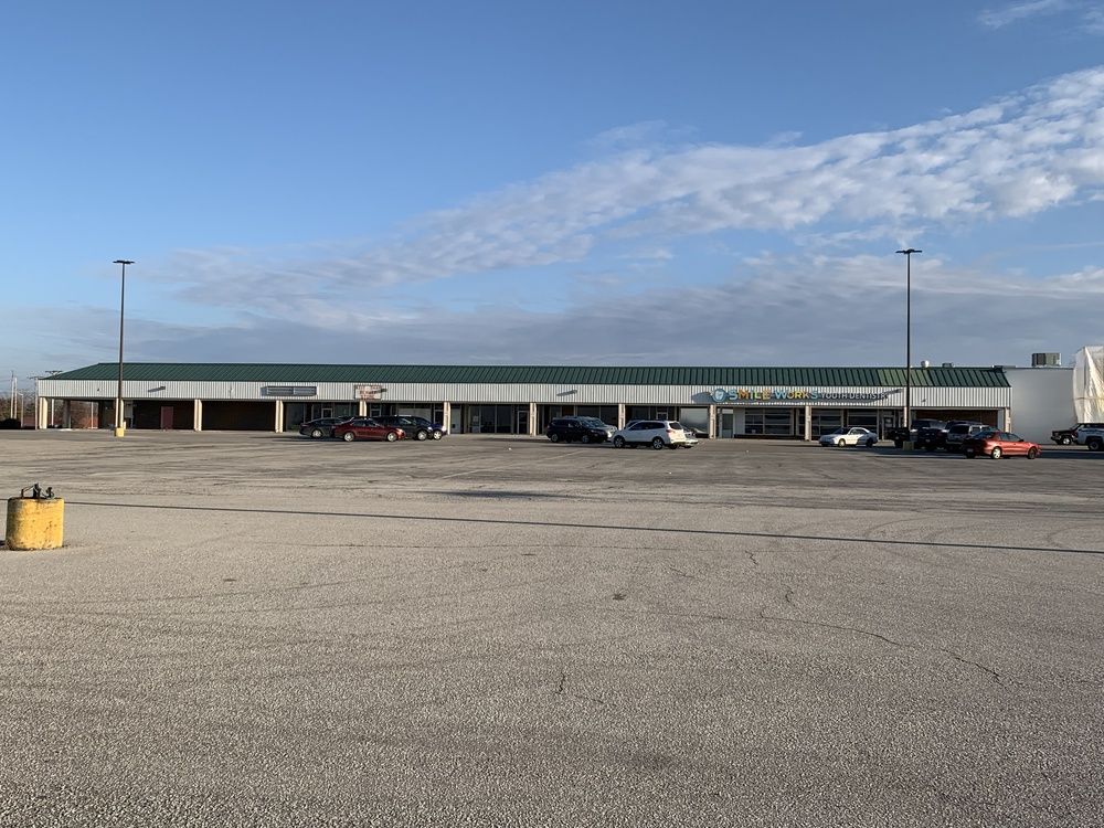 Kmart Plaza South: 7500 S. Anthony Blvd., Fort Wayne, IN 46816